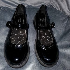 Simply Styled Black Girls Shoes